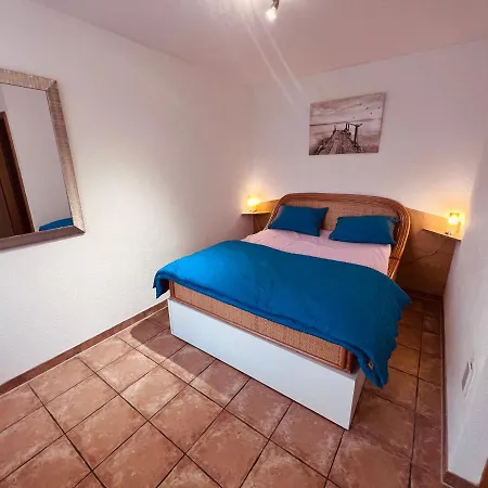 La Cigale Саксон