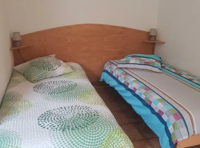 Отель La Cigale *