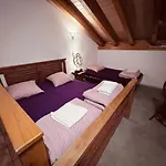 Szálloda La Cigale Saxon